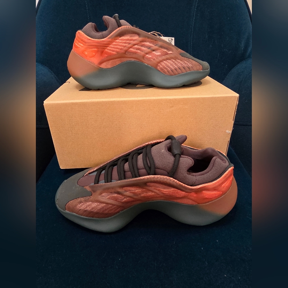 Adidas Yzy 700 V3
